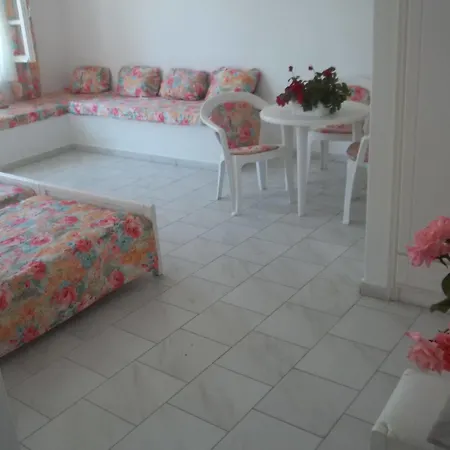 Karavas * Mykonos Town